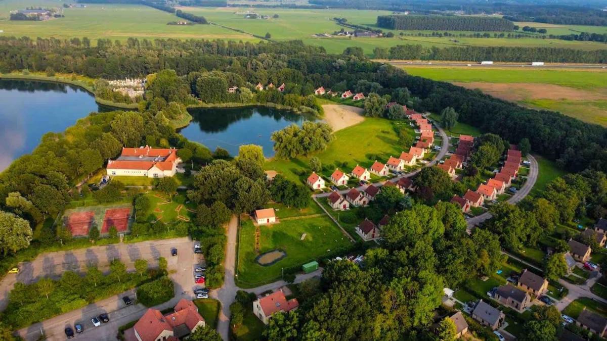 Het Huys Ewijk Mooi Luxe En Een Laadpaal Екстер'єр фото